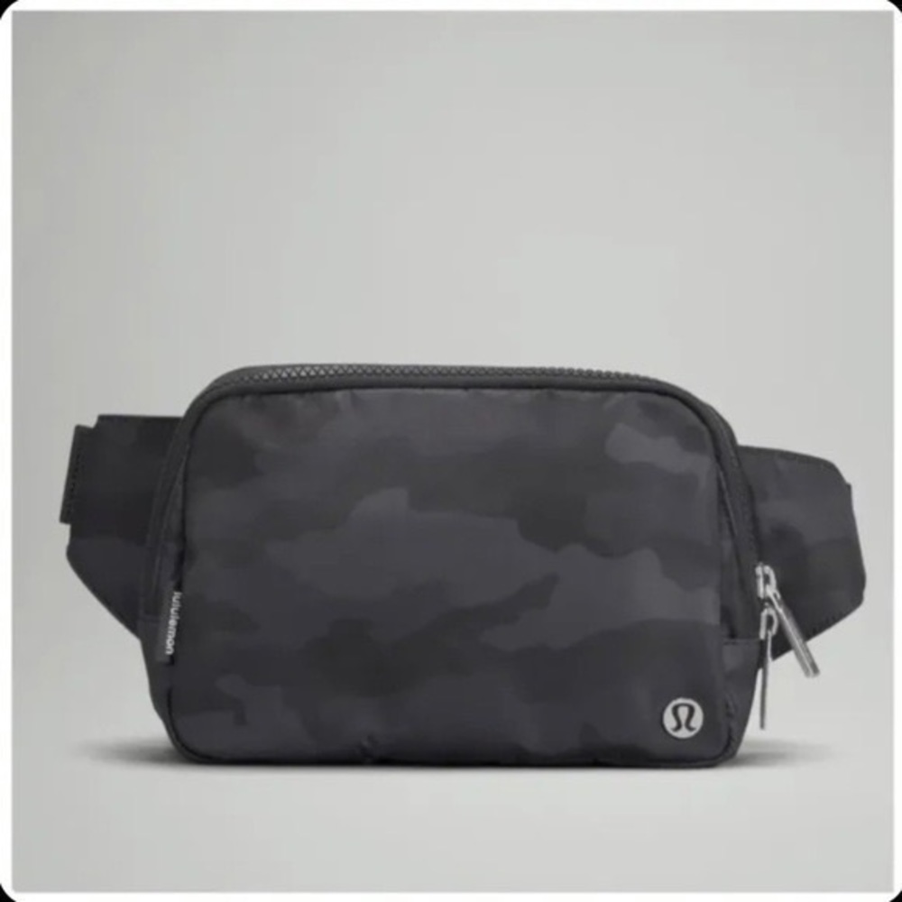 NWT Lululemon Everywhere Belt Bag Large/2L